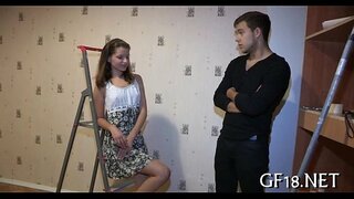 Bata naglingkod ug stares